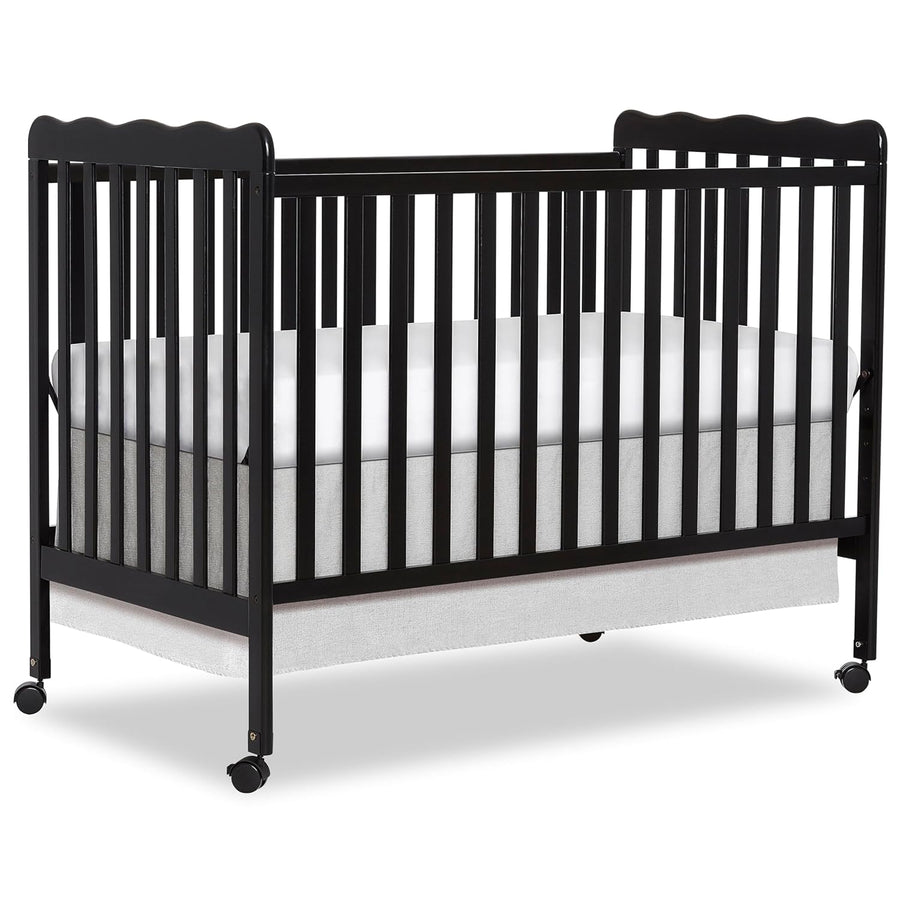 Dream On Me Carson Classic 3-in-1 Convertible Crib in Black - $60