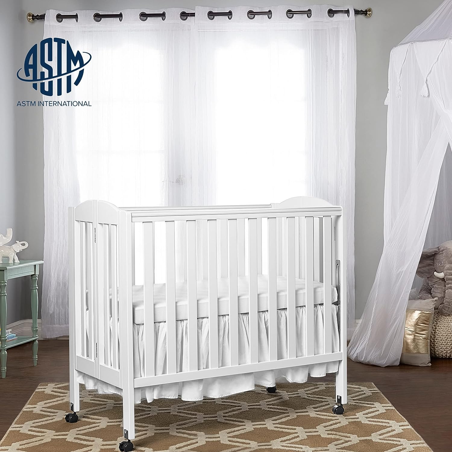 Dream On Me 3 in 1 Portable Folding Stationary Side Crib in White - $100