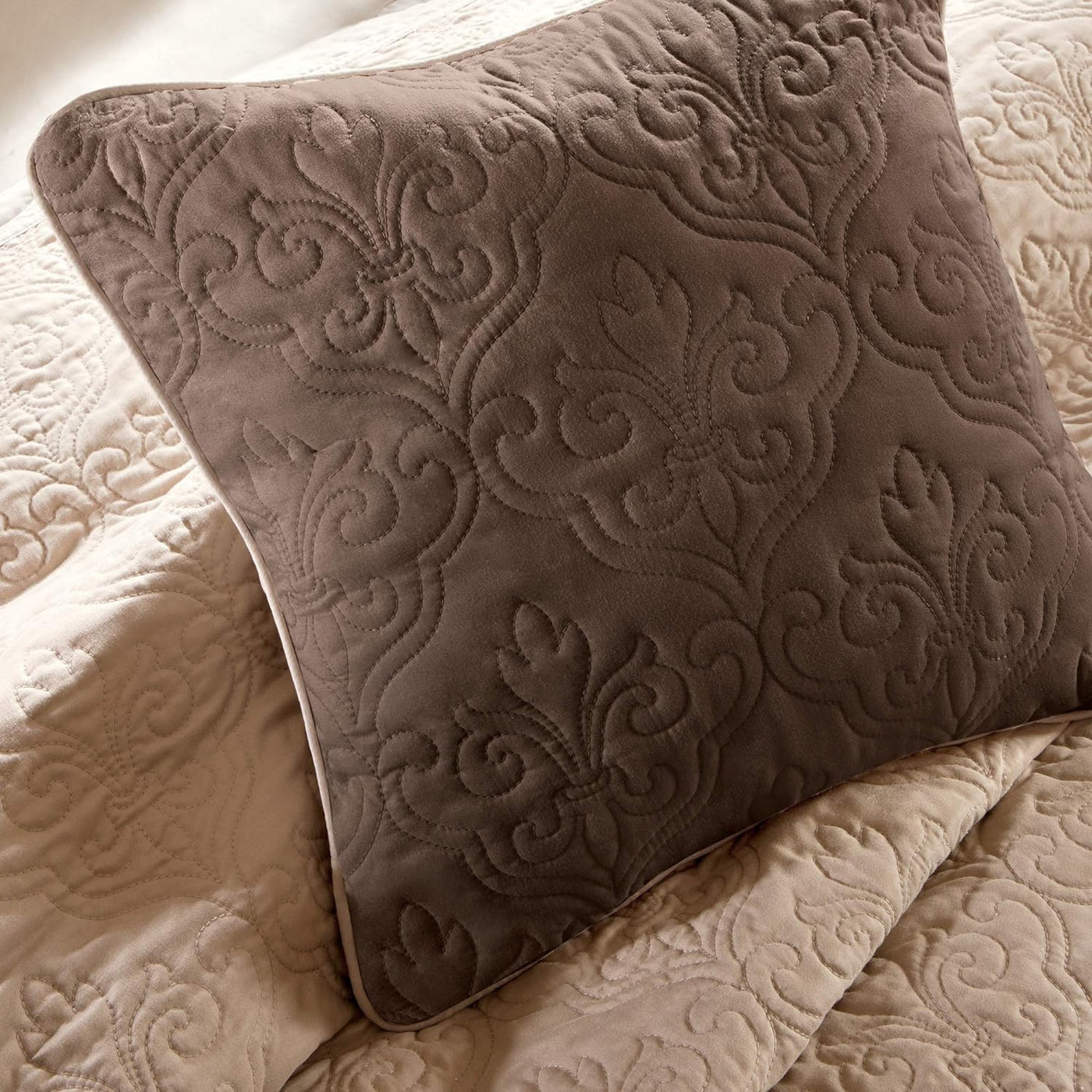 Madison Park Attingham Reversible Quilt Set - All Season Breathable Coverlet, King - $70