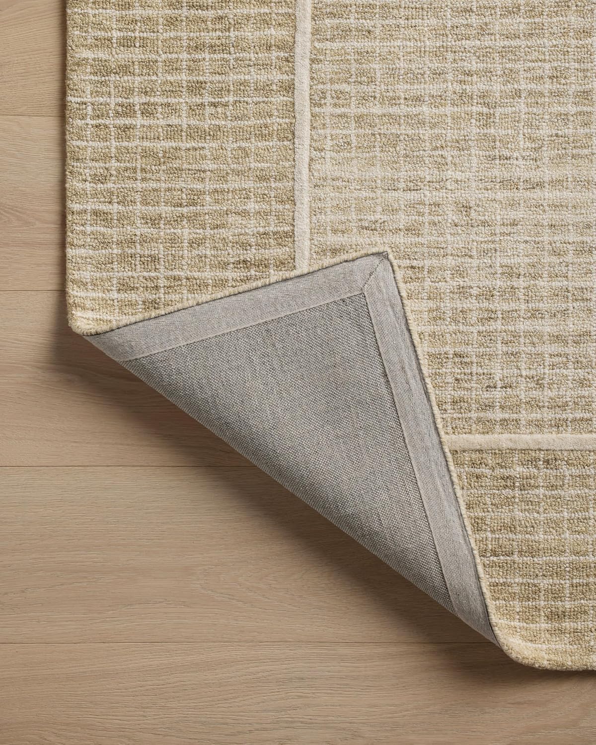 Loloi Chris Loves Julia Briggs Collection BRG-01 Wheat/Ivory 5'-0" x 7'-6" Area Rug - $80