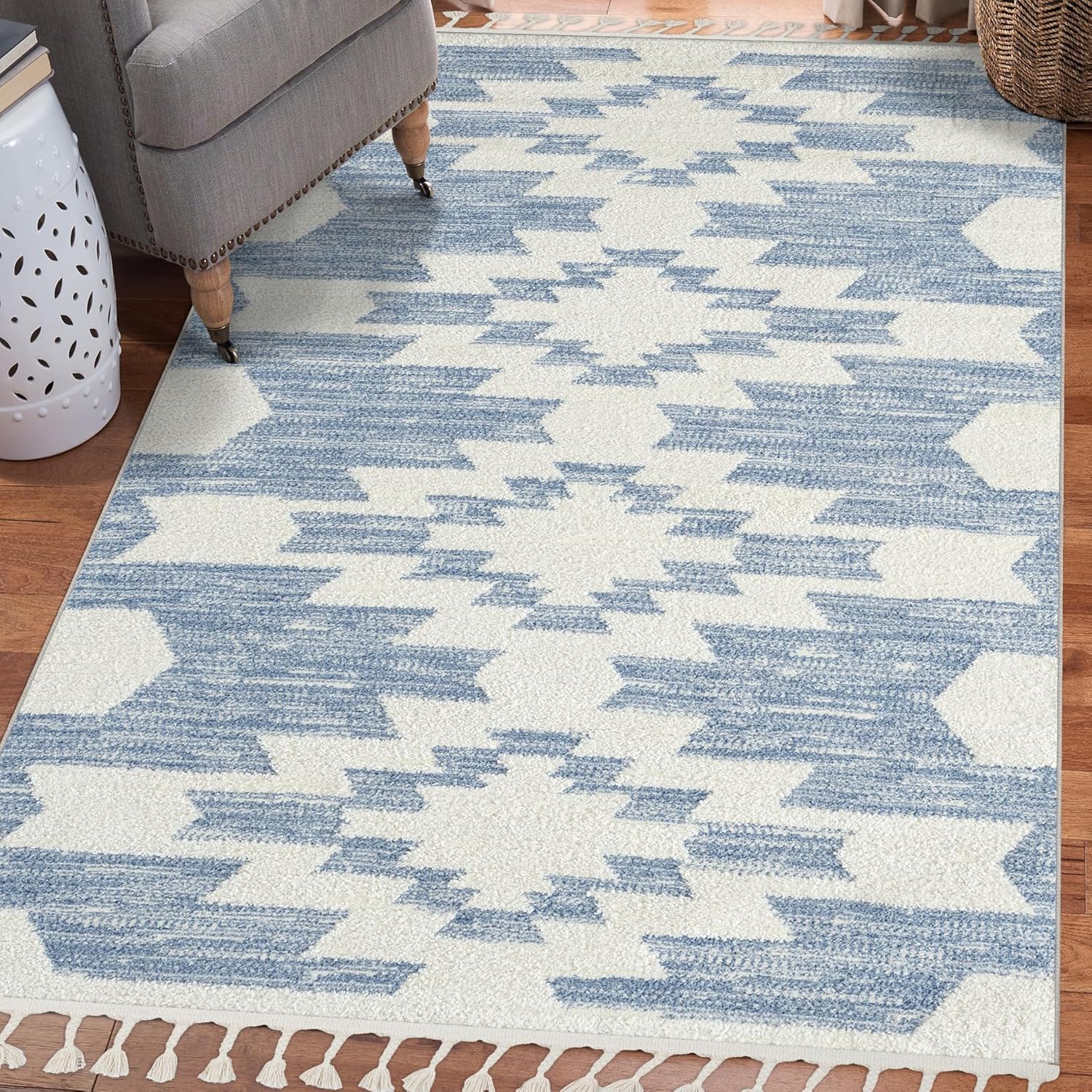 LUXE WEAVERS Ibiza Collection 8068 Blue 8x10 South Western Geometric Area Rug - $110