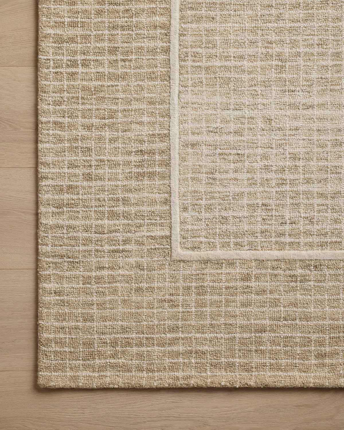 Loloi Chris Loves Julia Briggs Collection BRG-01 Wheat/Ivory 5'-0" x 7'-6" Area Rug - $80