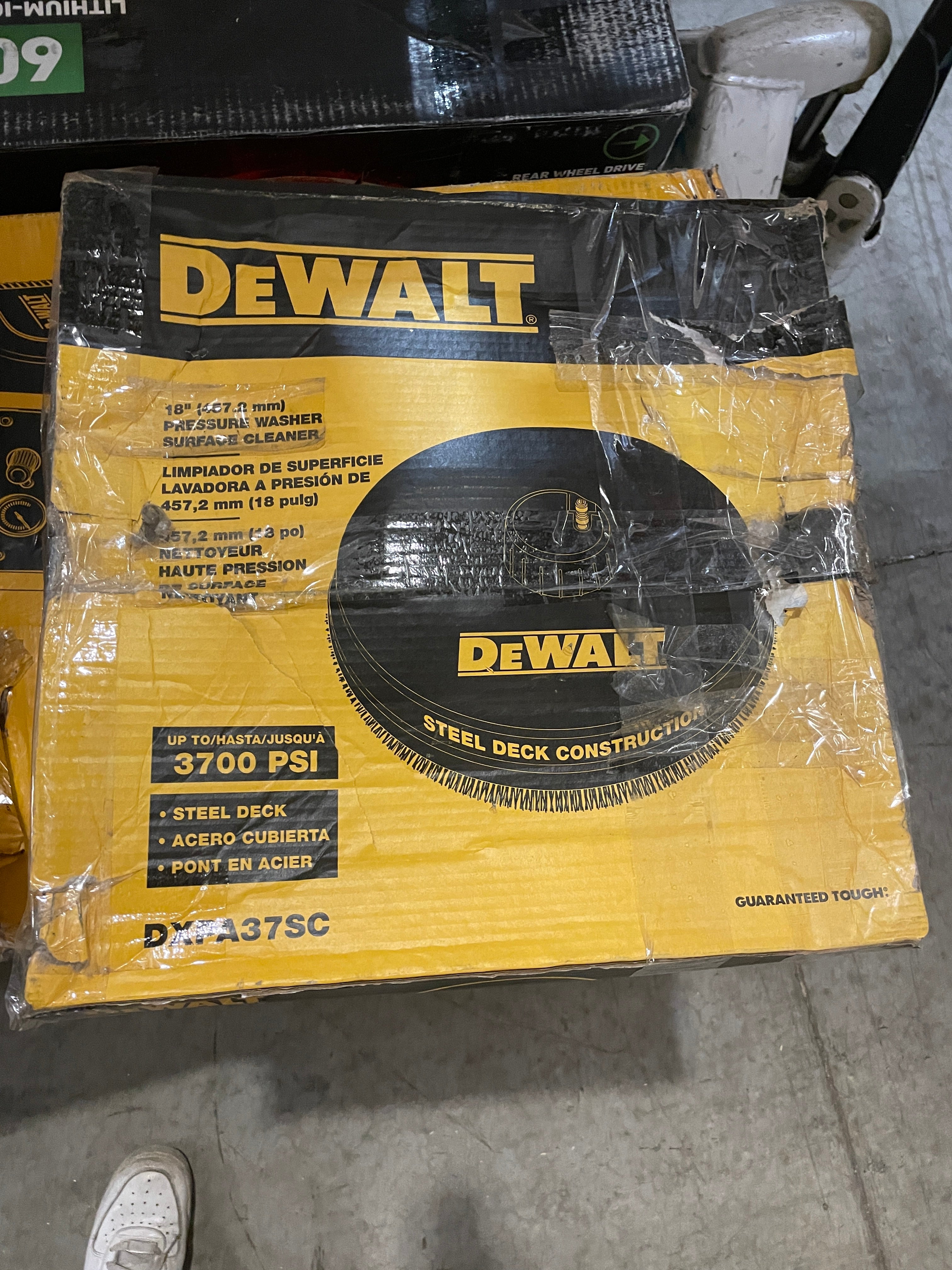 Dewalt on sale surface scrubber