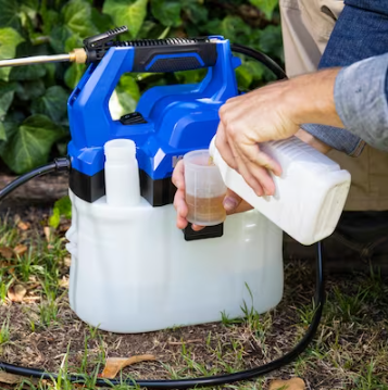 Kobalt 2.11-Gallon Plastic 24-volt Battery Operated Handheld Sprayer - $60