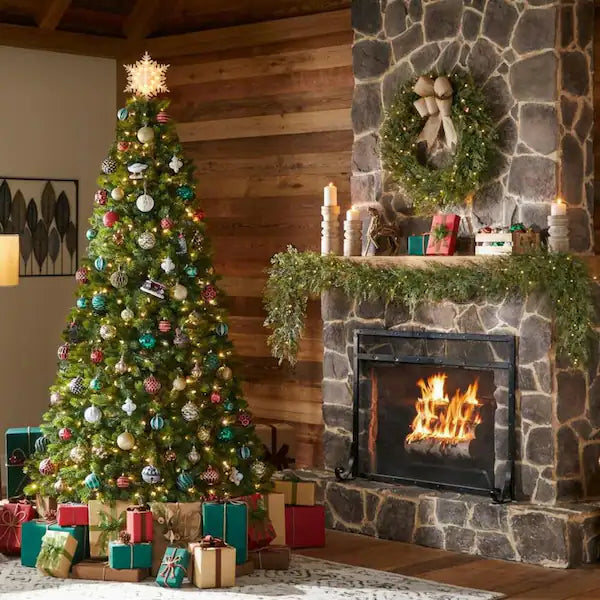 Home Accents Holiday 7.5 ft Barbour White Spruce Christmas Tree 120